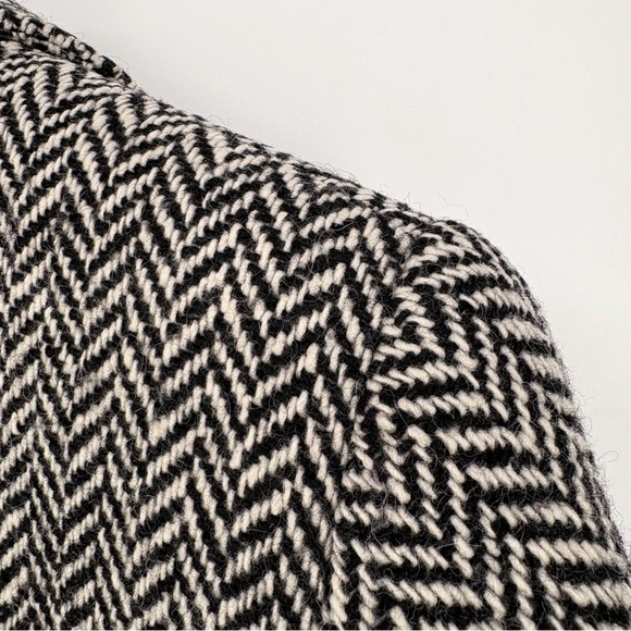 L.L BEAN Double Breasted Wool Herringbone Pea Coat 12 Petite - Picture 8 of 11